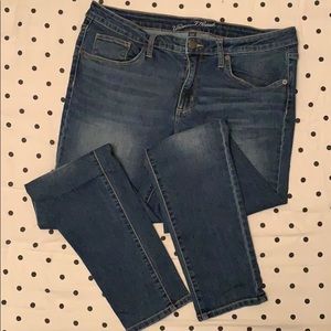 Women’s Universal Thread Jeans Size 14 R
